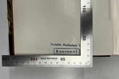 - (Deutsche Hochschule für Politik), Stempel: Notiz; 'Lesesaal'.  (Prototyp)