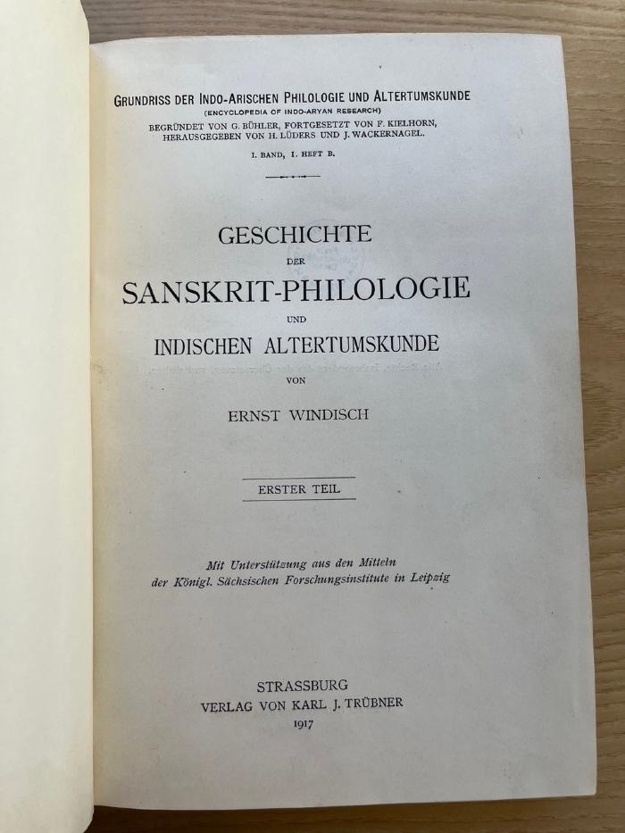 4 P 35-1,1b : Geschichte der Sanskrit-Philologie und indischen Altertumskunde. 1 (1917)