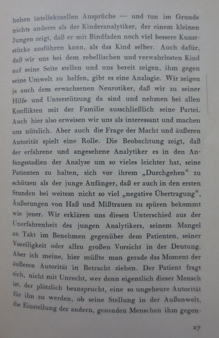 Hs 35: Einführung in die Technik der Kinderanalyse : Vier Vorträge am Lehrinstitut der Wiener psychoanalytischen Vereinigung (1927);- (unbekannt), Von Hand: Annotation. 