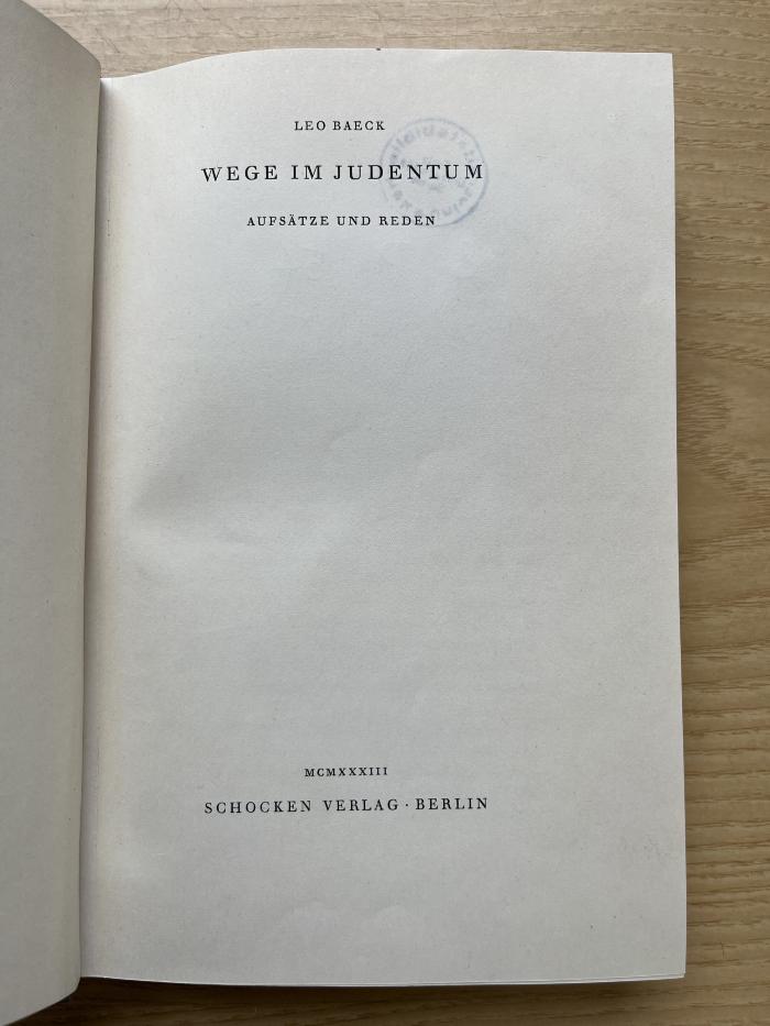 8 P 54 : Wege im Judentum : Aufsätze und Reden (1933)