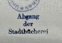 - (VB Spandau), Stempel: Besitzwechsel: makuliert; 'Abgang der Stadtbücherei'. 