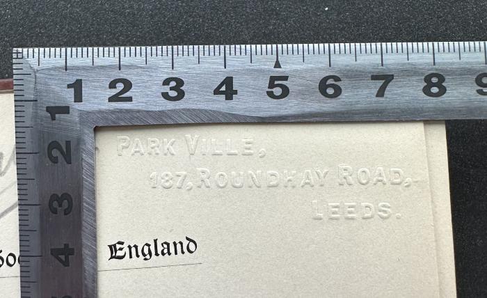 -, Prägung: Ortsangabe; 'Park Ville,
187, Roundhay Road,
Leeds.' (Prototyp)