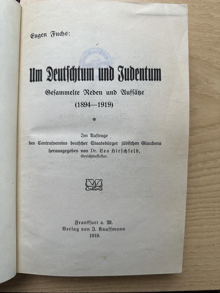 9 P 89 : Um Deutschtum und Judentum : gesammelte Reden und Aufsätze ; (1894 - 1919) (1919)