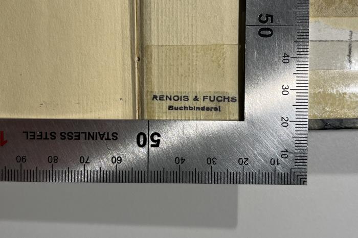 SE 222 C734 : Commentationes in honorem Ernesti Leonardi Lindelöf (1929);-, Stempel: Buchbinder; 'Renois & Fuchs Buchbinderei' (Prototyp)