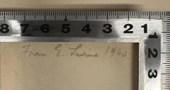 - (Levine, E.), Von Hand: Name, Datum; 'From E. Levine 1940.'. 