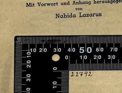 - (Bibliothek der Jüdischen Gemeinde zu Berlin), Von Hand: Exemplarnummer; '22792'. 