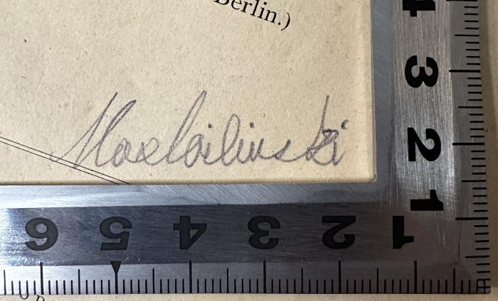 -, Von Hand: Name; 'Max [Levilinski]'