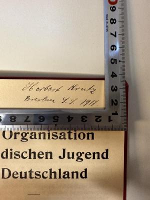 - (Krutz, Herbert), Von Hand: Autogramm, Datum, Ortsangabe; 'Herbert Krutz
Breslau S. S. 1917'. 