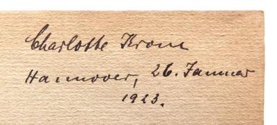 - (Krone, Charlotte), Von Hand: Name, Ortsangabe, Datum; 'Charlotte Krone
Hannover, 26. Januar
1923.'. 