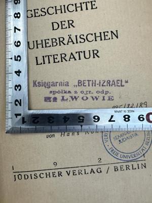 - (Księgarnia "Beth-Izrael"), Stempel: Berufsangabe/Titel/Branche, Ortsangabe; 'Księgarnia "Beth-Izrael"
spółka z ogr. odp.
wo Lwowie'. 