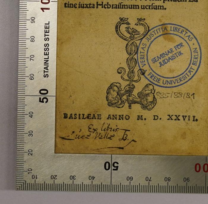 - (Valla, Lusz), Von Hand: Autogramm; 'Ex libris
Lucz Valla'. 