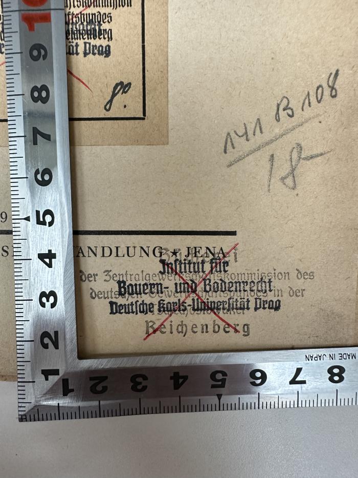 - (Zentralgewerkschaftskommission des Deutschen Gewerkschaftsbundes in der Tschecheslowakei, Reichenberg), Stempel: Berufsangabe/Titel/Branche, Ortsangabe; 'Bücherei der Zentralgewerkschaftskommission des Deutschen Gewerkschaftsbundes in der Tschecheslowakei, Reichenberg.'. 