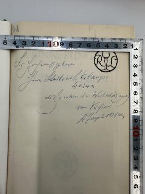 - (Bloch, Josef), Von Hand: Widmung; 'Dem hochwohlgeboren. Herrn Stadtrat J. Erlanger
Luzern als Zeichen der Wertschätzung vom Verfasser Dr. Joseph Bloch '. 