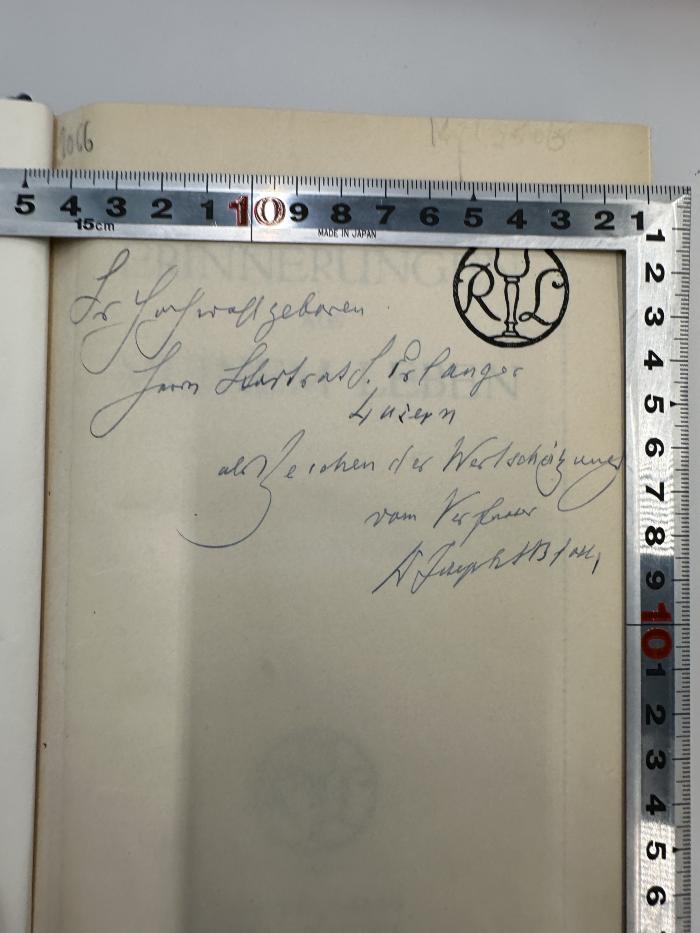- (Bloch, Josef), Von Hand: Widmung; 'Dem hochwohlgeboren. Herrn Stadtrat J. Erlanger
Luzern als Zeichen der Wertschätzung vom Verfasser Dr. Joseph Bloch '. 