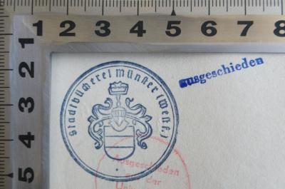 - (Stadtbücherei Münster (Westf.)), Stempel: Ortsangabe, Besitzwechsel; 'Stadtbücherei Münster (Westf.)
ausgeschieden'. 