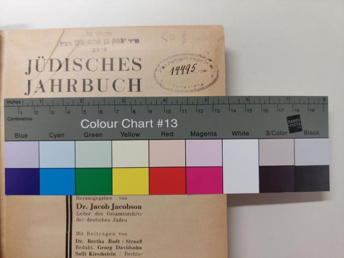 Zs 106 : Jüdisches Jahrbuch für Gross-Berlin 2. Ausgabe 1928 (1928);-, Stempel: ; 'Hebräische Buchstaben, 14495'