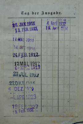 Kuc Lb 1046: Allgemeine Heiterkeit (Das Schwabenalter des Deutschen Parlaments) : Eine heitere Chronik des Deutschen Reichstages (1910);- (Deutscher Transportarbeiter-Verband), Etikett: Datum; 'Tag der Ausgabe.
[26. Jan. 1911]
[...]
[16. April 1934]'. 