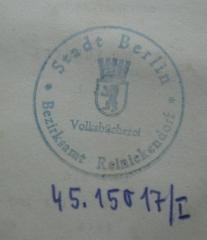 - (Stadt Berlin. Bezirksamt Reinickendorf. Volksbücherei), Von Hand: Inventar-/ Zugangsnummer; '45.15017/I'. 