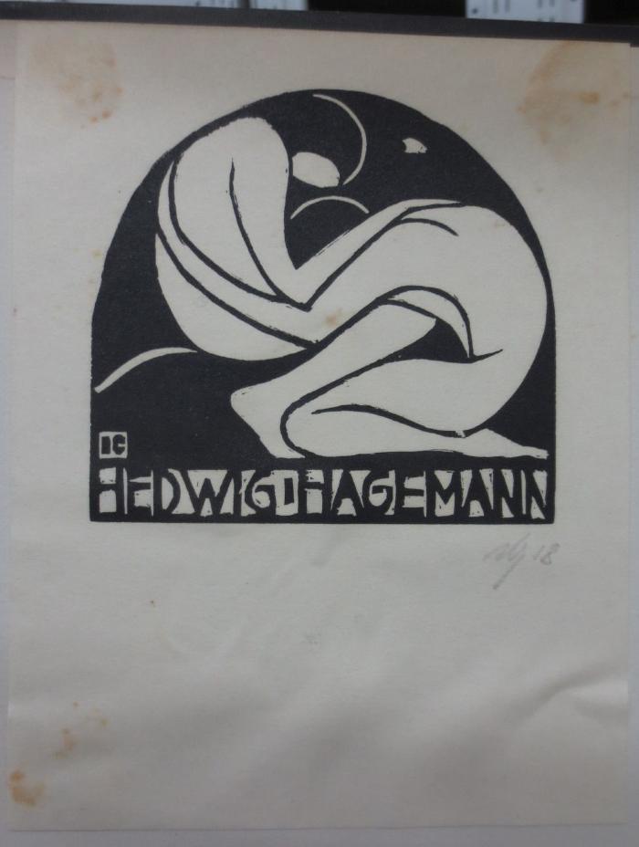 Sa 635 x 1 2.Ex.: Versuch einer Geschichte der Germanen (1923);- (Hagemann, Hedwig), Etikett: Exlibris, Datum, Abbildung, Name; 'ic
Hedwig Hagemann
[1918]'.  (Prototyp)