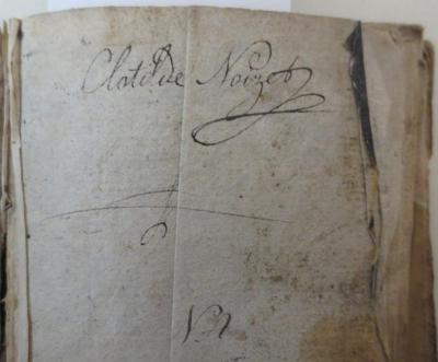 - (Noizet, Clotilde), Von Hand: Autogramm, Initiale; 'Clotilde Noizet
NA'. 