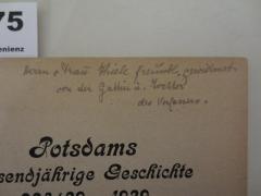 - (Thiele, Anna;Thiele, Wilhelm;Schäfer, Barbara;Schäfer, Renate), Von Hand: Widmung, Name; 'Herrn + Frau Thiele freundl. gewidmet von der Gattin u. Tochter des Verfassers.'. 