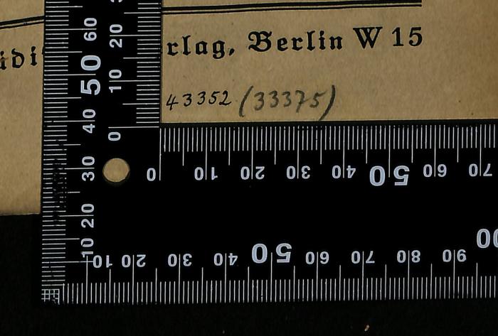- (Bibliothek der Jüdischen Gemeinde zu Berlin), Von Hand: Exemplarnummer; '43352 (33375)'. 