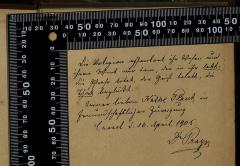 - (Plaut, Käthe), Von Hand: Widmung; 'Die Religion offenbart ihr Wesen und
ihrer Wert nur dem, der in ihr lebt,
die Phrase tötet, der Geist belebt, der
That beglückt
Seiner lieben Käthe Plaut in
freundschaftlicher Zeidigung
Cassel d. 16. April 1905
Dr Prager'. 