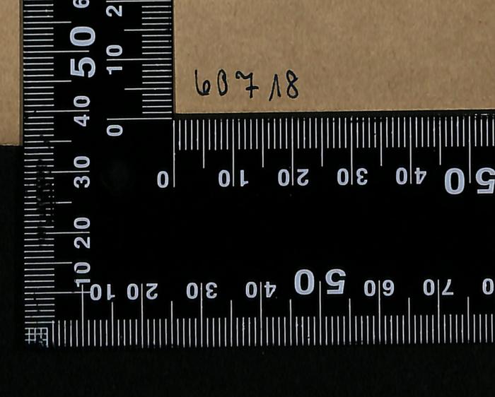 - (Bibliothek der Jüdischen Gemeinde zu Berlin), Von Hand: Exemplarnummer; '60718'. 