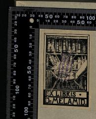 - (Melamid), Etikett: Exlibris; 'von Seeger, 1921

Ex libris
Dr. Melamid

נמסר באמצעות
[...]'. 