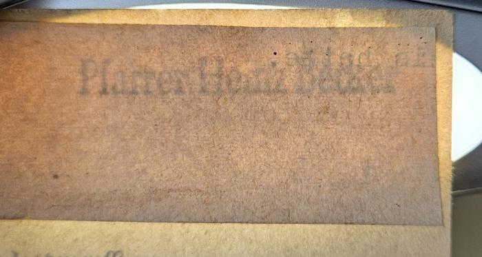 - (Becker, Heinz), Überklebt: Name, Berufsangabe/Titel/Branche; 'Pfarrer Heinz Becker'. ;BU 1330 M549 M2D : Balthasar Mentzers Handbüchlein (1938)