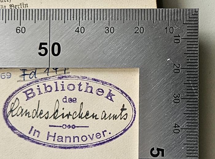 BQ 1740 W485 : Der evangelische Pfarrer in Geschichte und Gegenwart (1925);- (Bibliothek des Landeskirchenamtes Hannover), Stempel: Berufsangabe/Titel/Branche, Ortsangabe; 'Bibliothek des Landeskirchenamts Hannover'. 