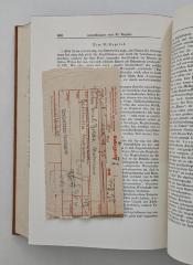 - (Boldt, Erich), Sonstiges Objekt: Name; '...Gutschrift DM 448,75
vierhundert 48.75
Pastor Erich Boldt [Uetersen]
Sparkasse Uetersen...
[andere Seite:] Spar- und Leihkasse der Stadt Uetersen...'. 