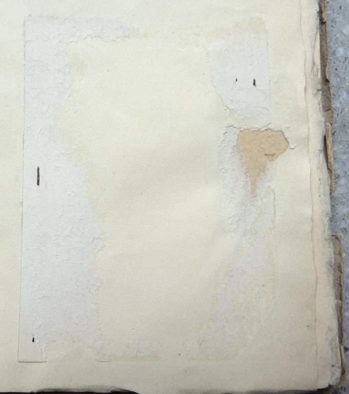- (unbekannt), Ausriss: ; '[Ausriss eines Etiketts]'. 