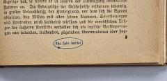 - (Otto-Suhr-Institut an der Freien Universität Berlin), Stempel: Name, Berufsangabe/Titel/Branche; 'Otto-Suhr-Institut'.  (Prototyp)