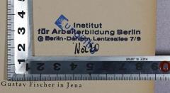 - (Institut für Arbeiterbildung Berlin-Dahlem), Stempel: Berufsangabe/Titel/Branche, Signatur, Ortsangabe, Name; 'Institut für Arbeiterbildung Berlin 
Berlin-Dahlem, Lentzeallee 7/9 No[2 20]'. 