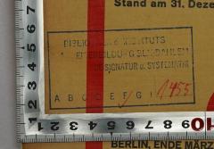 - (Bibliothek des Instituts für Arbeiterbildung Berlin-Dahlem), Stempel: Berufsangabe/Titel/Branche, Ortsangabe, Signatur; 'Bibliothek d. Instituts f. Arbeiterbildung BLN-Dahlem ab: XI/69 neue Signatur u. Systematik F 1455'. 