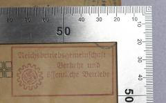 - (Deutsche Arbeitsfront (DAF);Reichsbetriebsgemeinschaft Verkehr und öffentliche Betriebe), Stempel: Berufsangabe/Titel/Branche; 'Reichsbetriebsgemeinschaft Verkehr und öffentliche Betriebe'. 