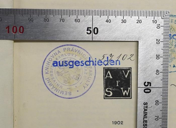 Ig 34 : Revision des Socialismus. 2. Das System des Socialismus. 2 (1902);- (Právnická fakulta Univerzity Karlovy), Stempel: Berufsangabe/Titel/Branche, Ortsangabe, Nummer; 'Seminárni Knihovna Pravnicke Fakulty, University Karlovy V..raze, 57120 '. 