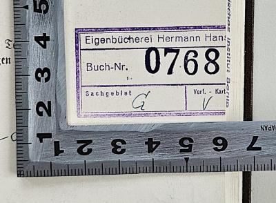 ausgesondert : Das Sans-Souci Friedrich des Großen (1926);- (Hans, Hermann), Stempel: Name, Exemplarnummer; 'Eigenbücherei Hermann Hans
Buch-Nr. 0768
Sachgebiet G
Verf.-Kart V'. 