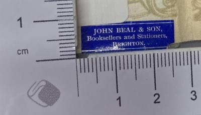 -, Etikett: Buchhändler; 'John Beal & son, Booksellers and Stationers, Brighton' (Prototyp)