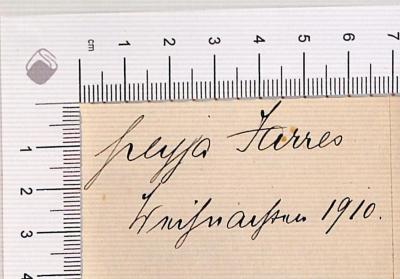 - (Jarres, Freyja), Von Hand: Autogramm; 'Freyja Jarres '. 