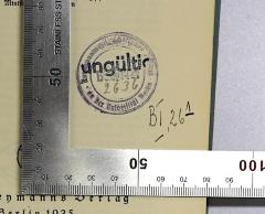 - (Kommunalwissenschaftliches Institut an der Universität Berlin Bücherei), Stempel: Berufsangabe/Titel/Branche, Ortsangabe, Signatur; 'Kommunalwissenschaftliches Institut an der Universität Berlin 
Bücherei Bi 26_1'. 