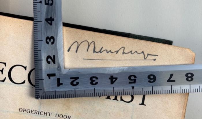 -, Von Hand: Name; '[Menstag]'