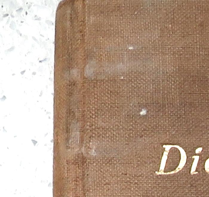 - (unbekannt), Klebespuren: ; '[entfernt]'. 