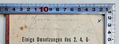 - (Neumann, [?] Dr.), Von Hand: Widmung; 's. b. Herrn Neumann z (... ...) von Büttner'. 