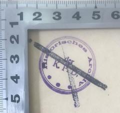 - (Kommunistische Partei Deutschlands (Deutsches Reich)), Stempel: Name, Ortsangabe; 'Historisches Archiv der K.P.D. '.  (Prototyp)