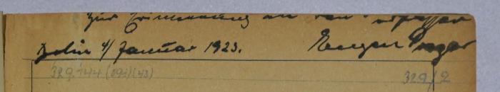 Bb 545a : Geschichte der USPD. Entstehung und Entwicklung der Unabhängigen Sozialdemokratischen Partei Deutschlands (1921);- (Prager, Eugen), Von Hand: Widmung, Name, Datum, Ortsangabe; 'Zur Erinnerung an den Verfasser, Berlin 4. Januar 1923, Eugen Prager'. 