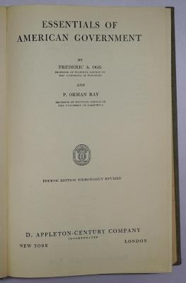 Bb 661&lt;4&gt; : Essentials of American government (1943)