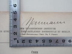 - (Neumann, [?] Dr.), Von Hand: Name; 'Neumann'. 