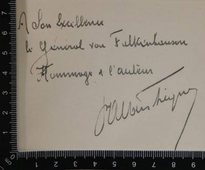 - (Falkenhausen, Alexander von), Von Hand: Widmung, Name; 'A Son Excellence […] General von Falkenhausen Hommage d. l’au[…]'. 